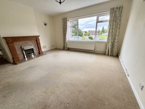 Lounge- click for photo gallery